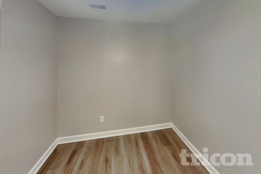 Building Photo - 253 Aershire Ct