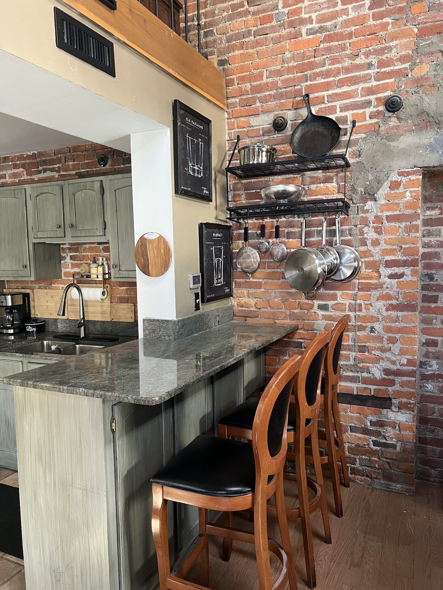 Building Photo - 51 W Blenkner St