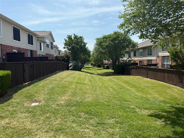 Building Photo - 8621 Forest Highlands Dr