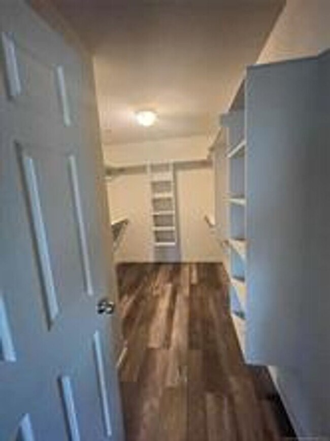 Building Photo - WOODCREEK ADDITION | PRIME LOCATION NEAR OU