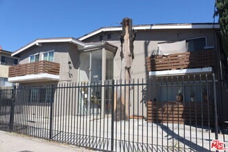 Building Photo - 6538 Sepulveda Blvd