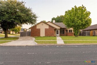 Building Photo - 4916 Glass Mountain Dr