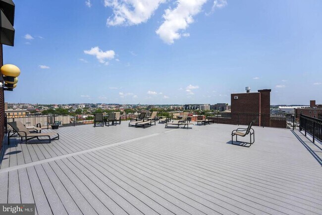 Building Photo - 1245 13th St NW