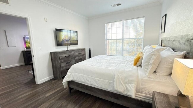 Building Photo - 1301 Tuscan Terrace