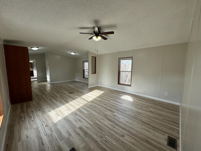 Building Photo - 5119 US-83
