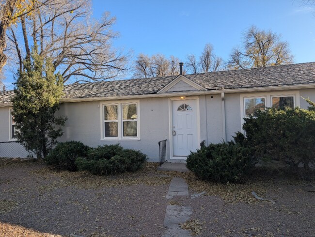 Building Photo - 317 W Harrison St