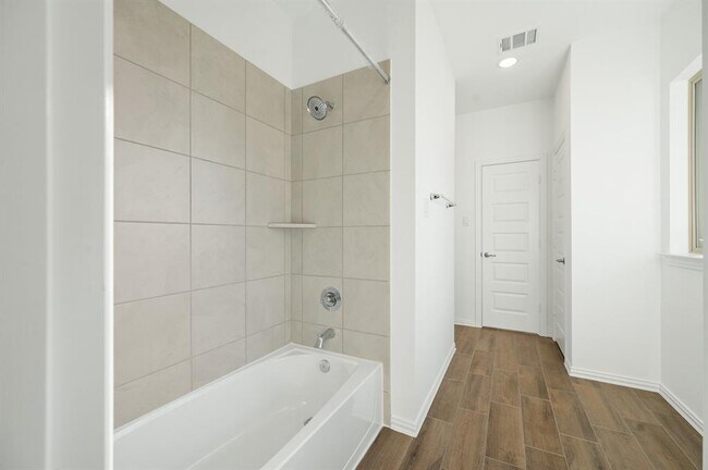 Building Photo - 2060 Terra Rose Dr