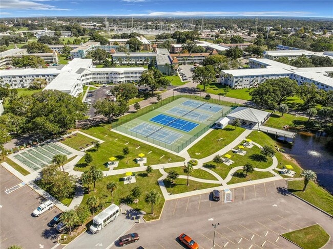 Building Photo - 2400 Franciscan Dr