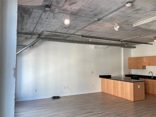 Building Photo - 101 N 12th St