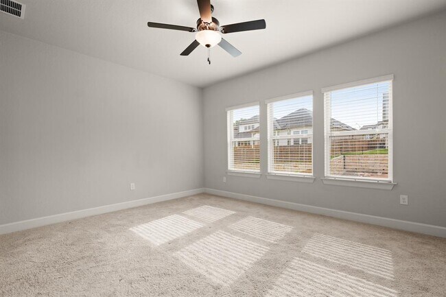 Building Photo - 12809 Stanford Dr
