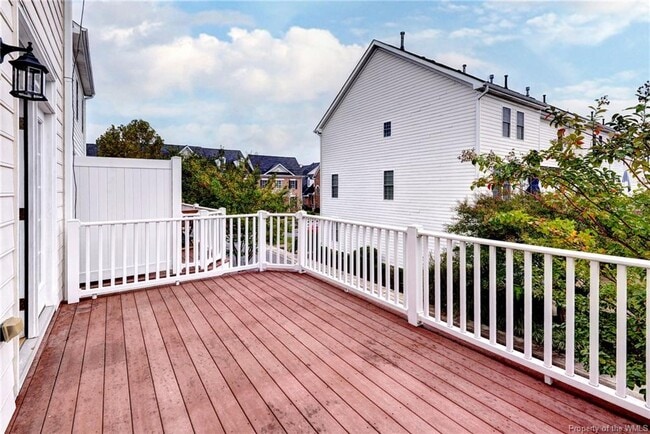 Building Photo - 105 Laydon Way