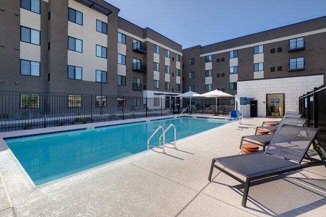 Pool - Waterwalk Huntsville