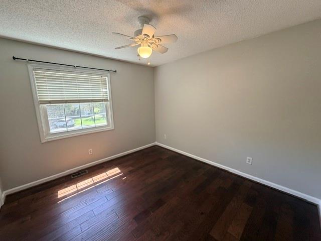Building Photo - 2627 Lone Oak Trail