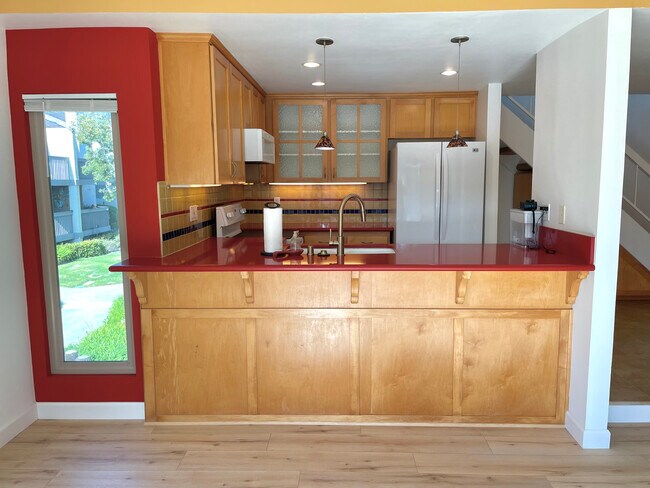 Kitchen - 3029 Harbor Blvd