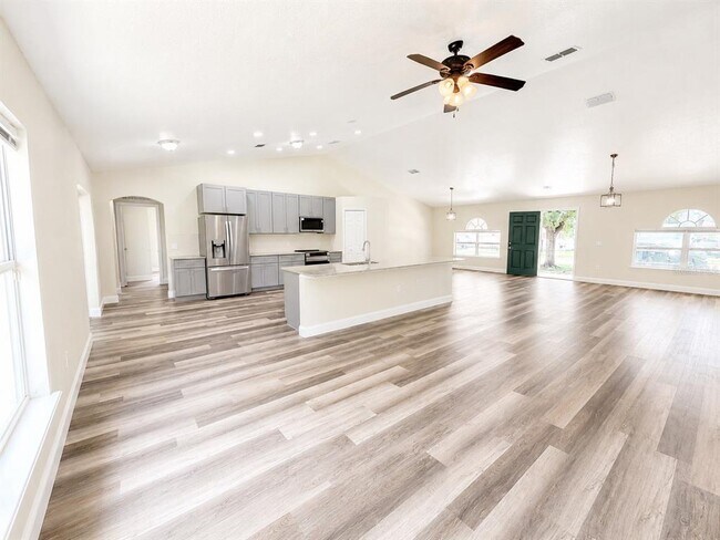 Building Photo - 3228 White Blossom Ln