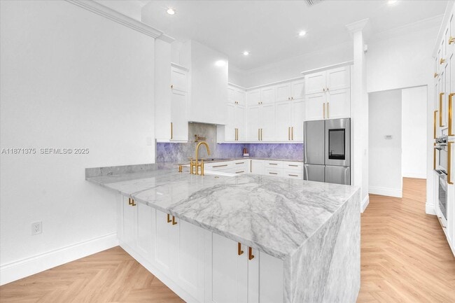 Building Photo - 5478 SW 189th Ave