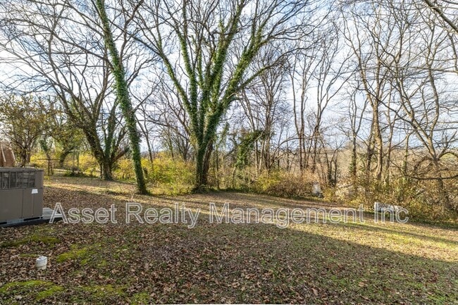 Building Photo - 3821 Selma Ave