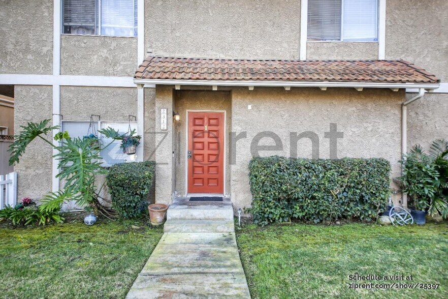 Building Photo - 2312 Ruhland Ave
