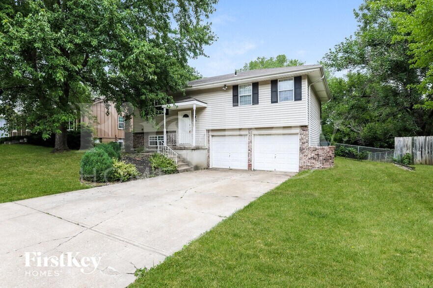 Building Photo - 7504 E 132 Terrace