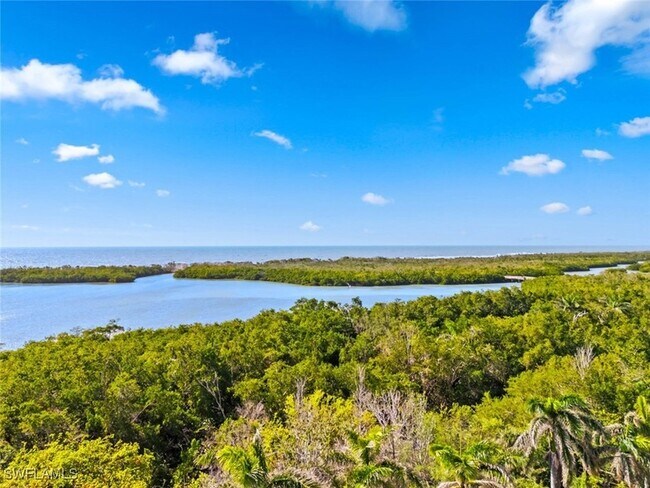 Building Photo - 5555 Heron Point Dr