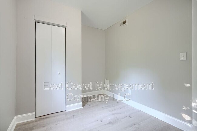 Building Photo - 332 S Franklintown Rd