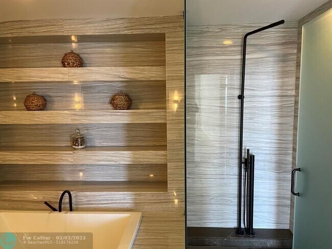 Building Photo - 2200 N Ocean Blvd