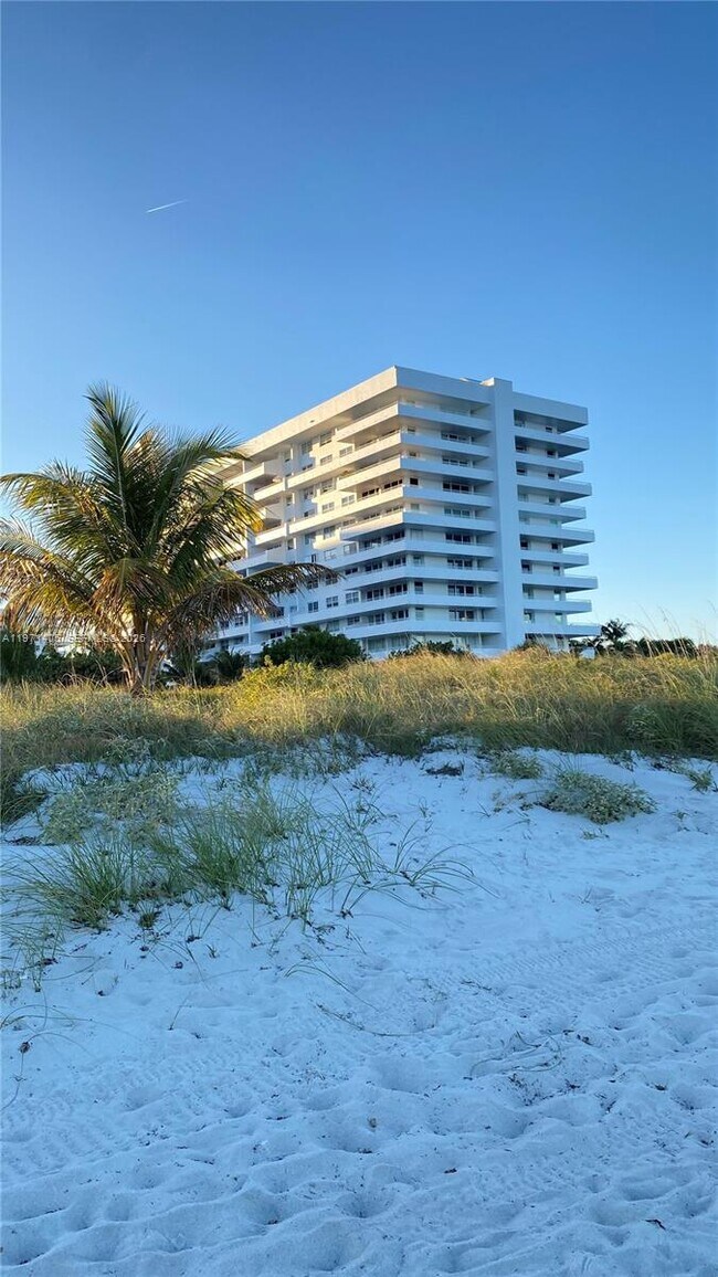 Building Photo - 177 Ocean Ln Dr