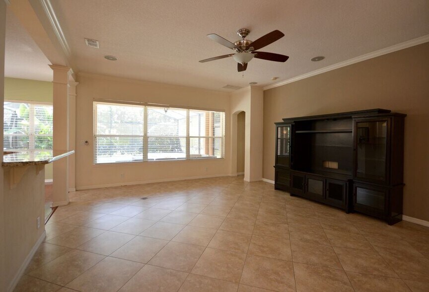 Building Photo - 610 Victoria Hills Dr