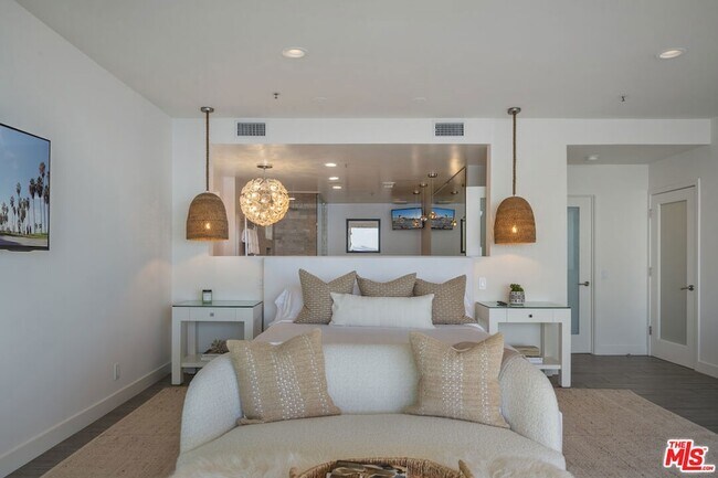 Building Photo - 26508 Latigo Shore Dr