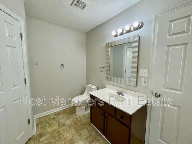 Building Photo - 2929 Braddy Rd