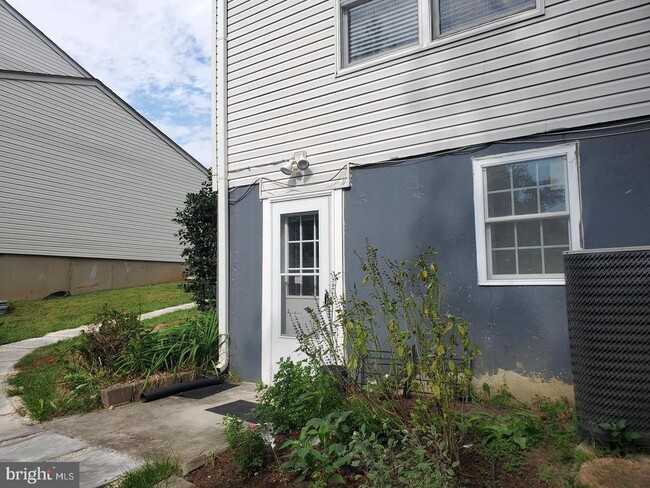 Building Photo - 9401 Weirich Rd