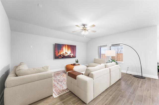 Building Photo - 1404 Kade Ave