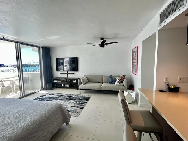 Building Photo - 1200 West Ave