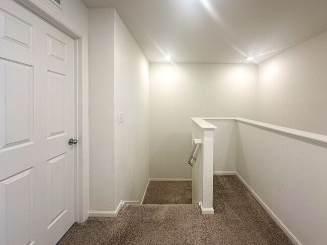 Building Photo - 17430 Pacific Peak Cir