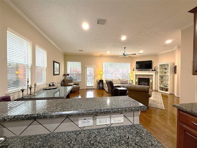 Building Photo - 1446 Sherwood Park Cir