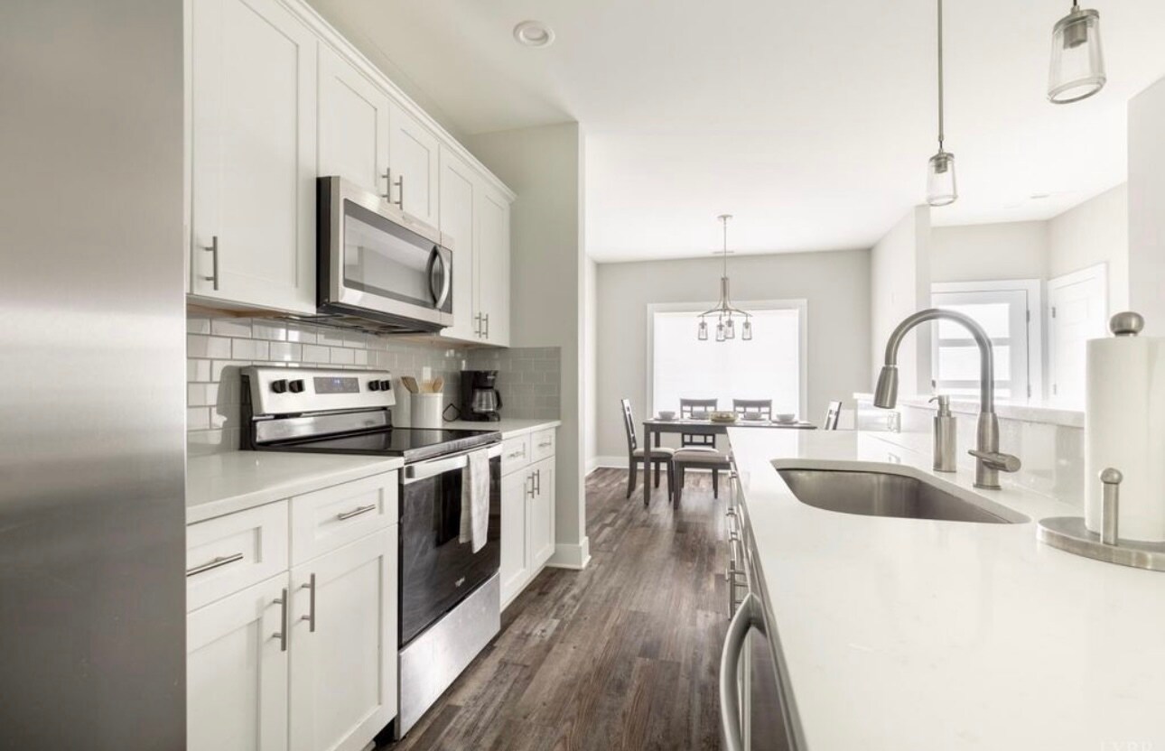 Building Photo - 64 Allwell Rd