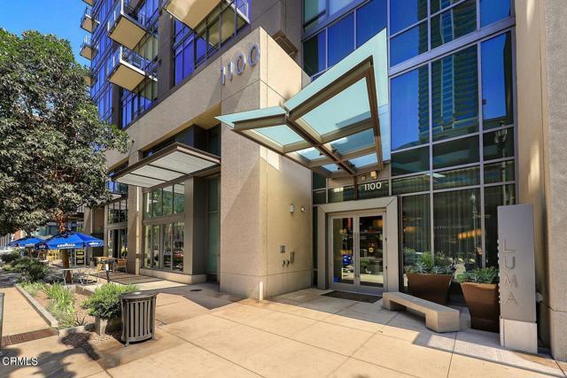 Building Photo - 1100 S Hope St