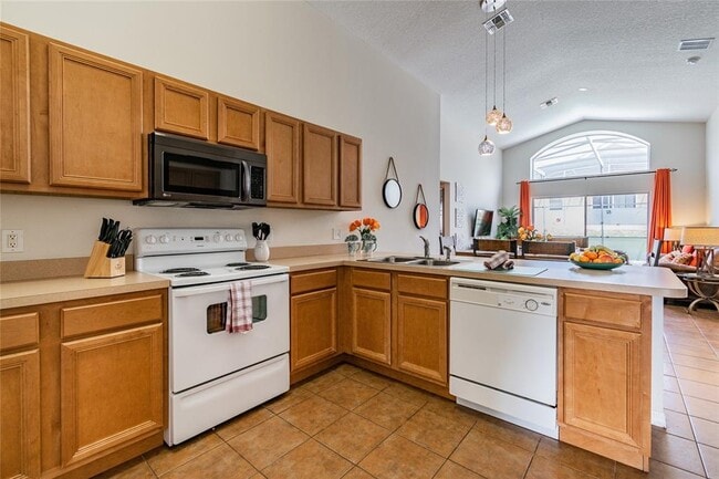 Building Photo - 146 Rosso Dr