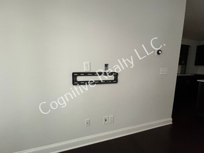 Building Photo - 1024 Laurel Twist Rd