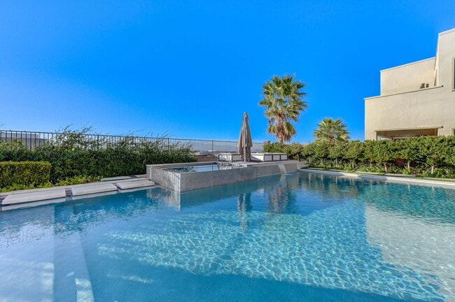 Building Photo - Distinctive Fully Furnished Estate in The Canyons!