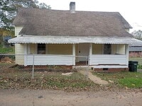 Building Photo - 2 Bedroom 1 Bathroom in Greer. SC