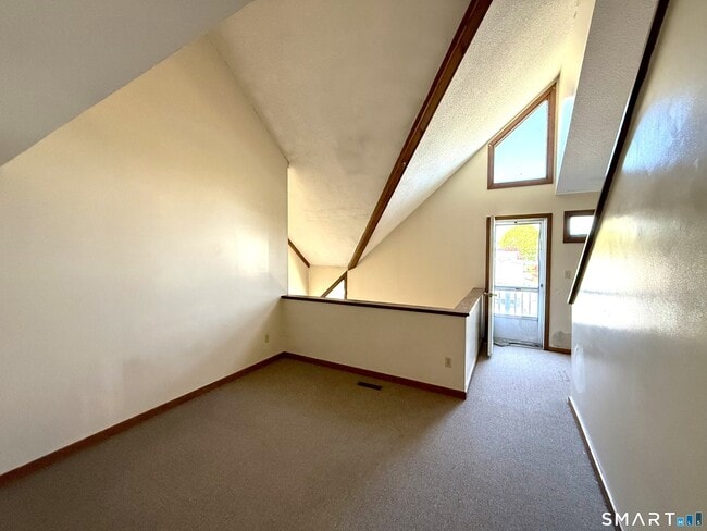 Building Photo - 105 Tremont Ave