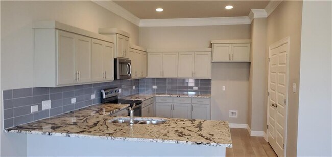 Building Photo - 109 Everett Ct