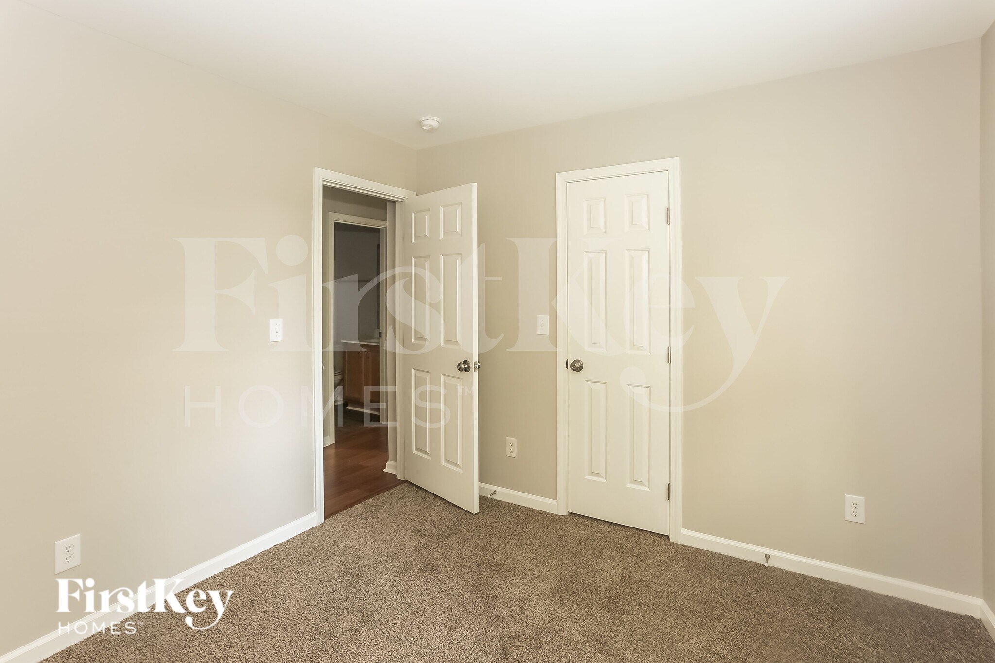Building Photo - 5841 Branthurst Dr