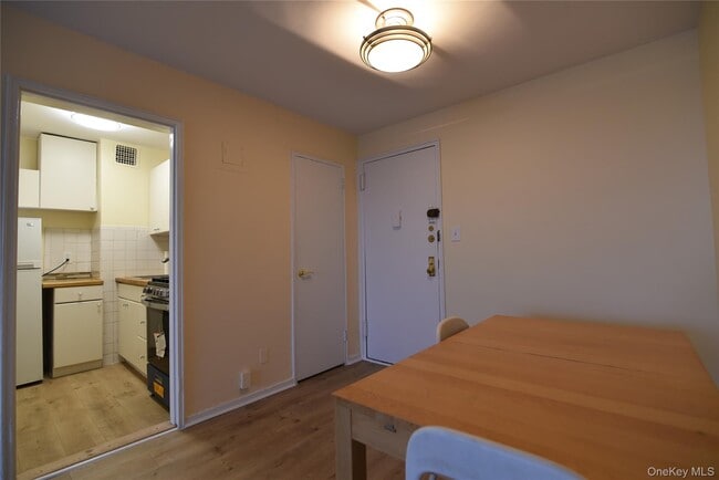 Building Photo - 54-44 Little Neck Pkwy