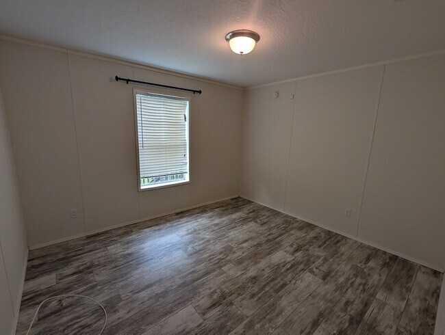 Building Photo - 6806 Pearson Ln