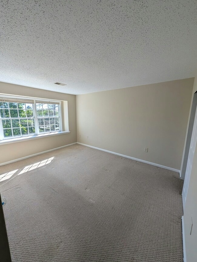 Building Photo - 937 Edpas Rd