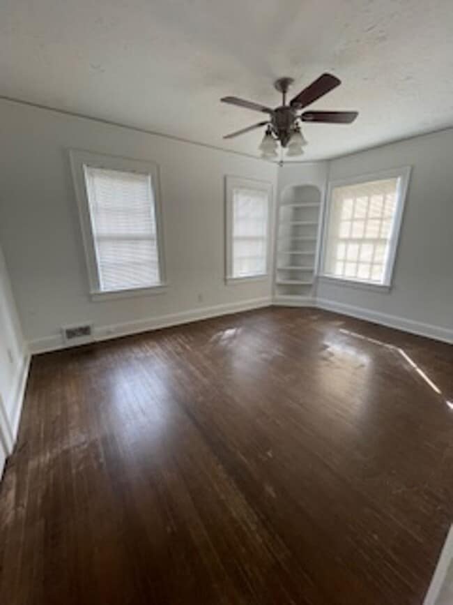 Building Photo - 1539 Isabel Ct