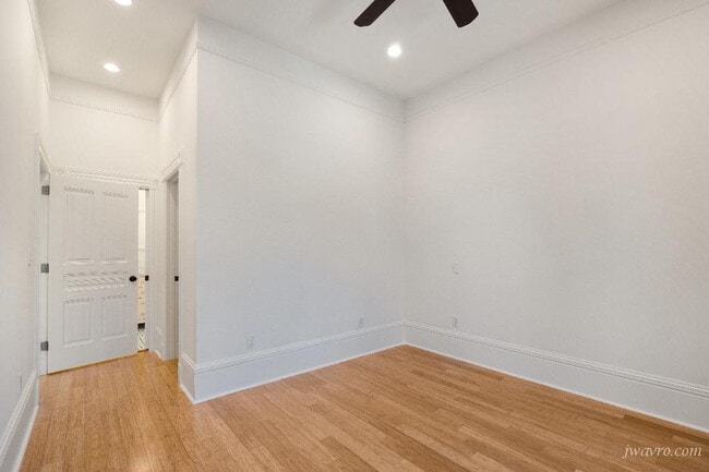 Building Photo - 814 22nd St