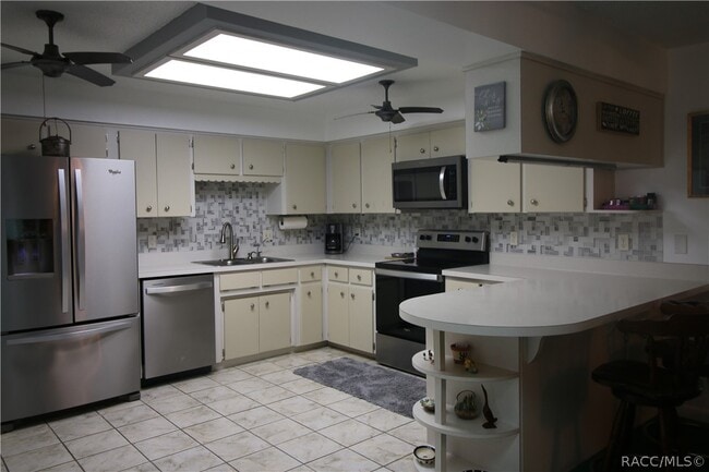 Building Photo - 3316 S Liverpool Point